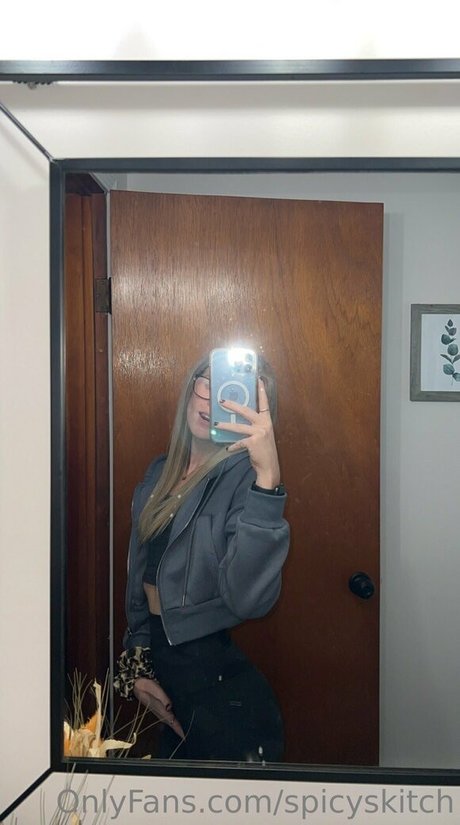 spicyskitch pornstar sex images