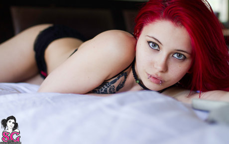 Felynx pretty pornstar pic