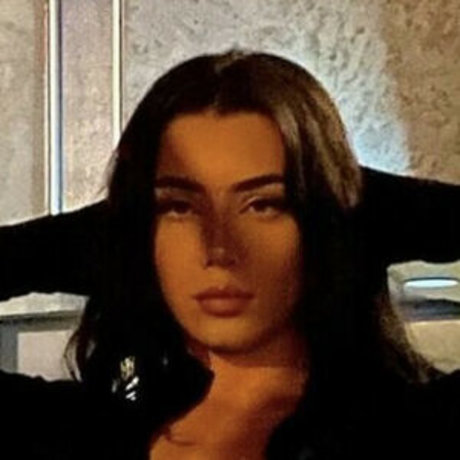 laleesx adult model pic