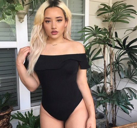 Kim Johannson naked star gallery