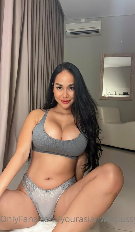 yourasianwetpussy model high quality pic