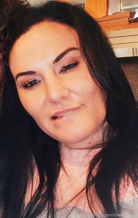 chanelbeexx erotic model images