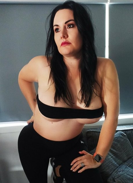 chanelbeexx hd model img