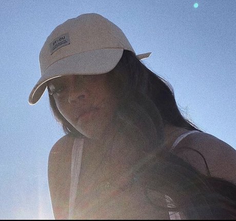 whoissapphic pornstar naked pic