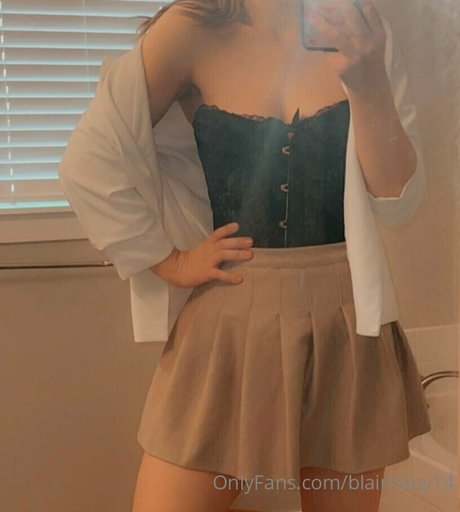 peachybby14 erotic pornstar img