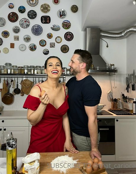 hotplaymatewife nice model pic