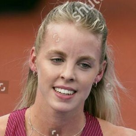 Keely Hodginkinson model top picture