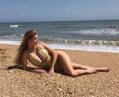 elizabetho free model picture