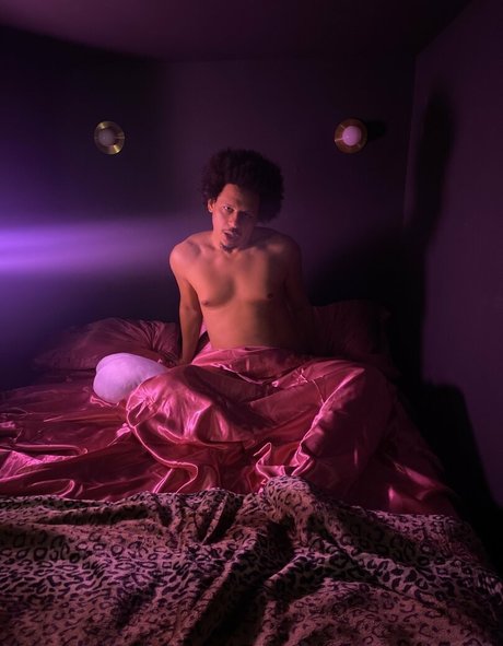 ericandre model xxx img