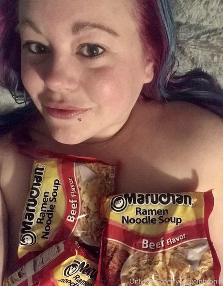 yourgalphronia model art pictures