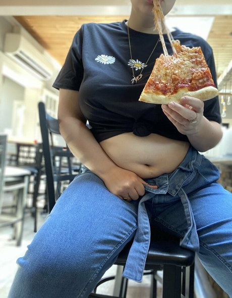 chunkyrose sex model image