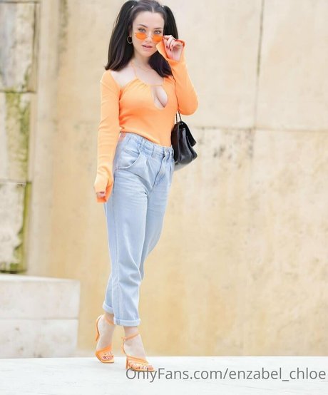 enzabel chloe top actress picture