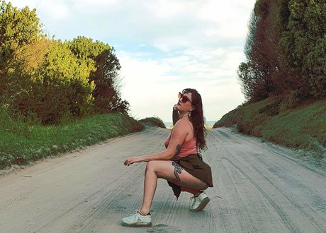 charmedmollytha adult model image