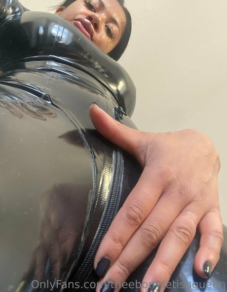 theebonyfetishqueen model high quality img