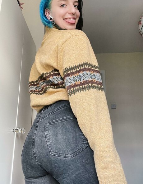 streamer onlyfans adult photo