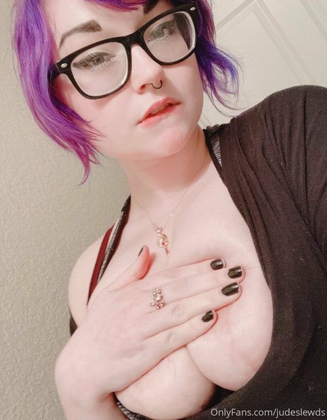 GothTamago pornstar naked img