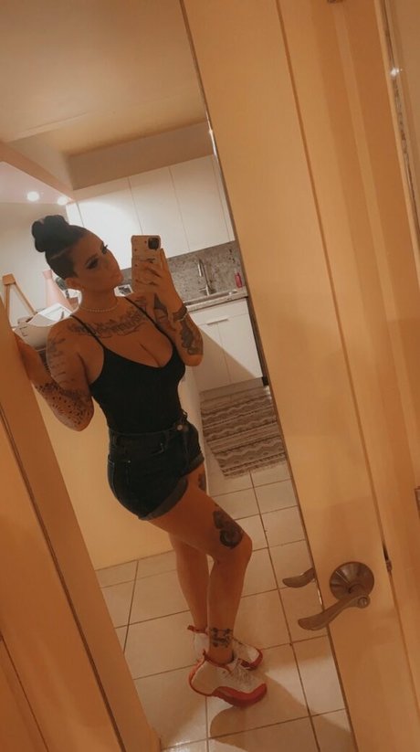 bustybunniforfree xxx model images