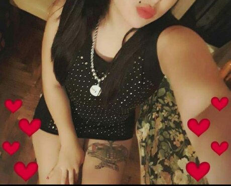 _lunamia free model pics