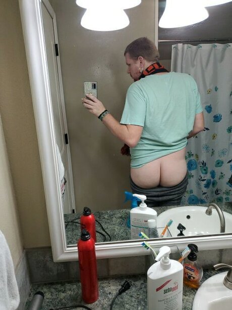 Joshua art actress photo