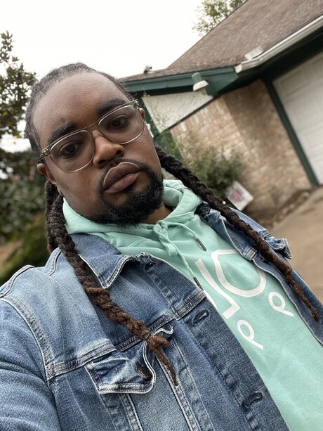 Amy94 sex model image