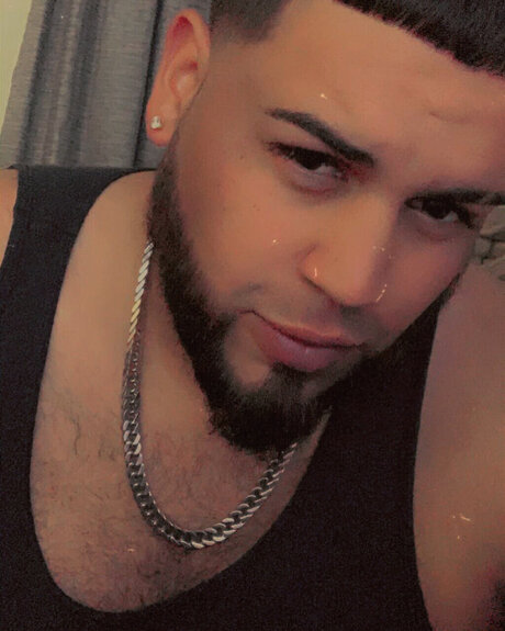 Kong1PR1 naked star images