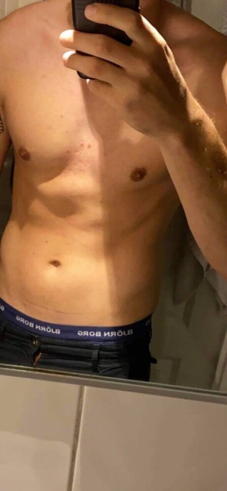 Honysundgutt top pornstar image