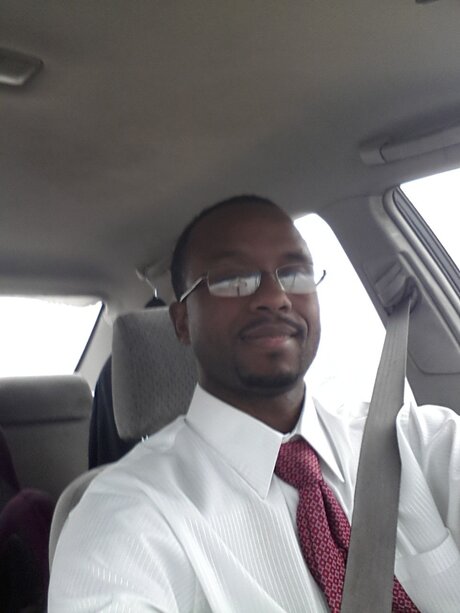 Doran L Richardson model gallery