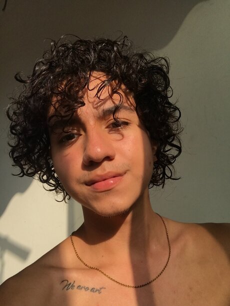 carlos salazar star picture