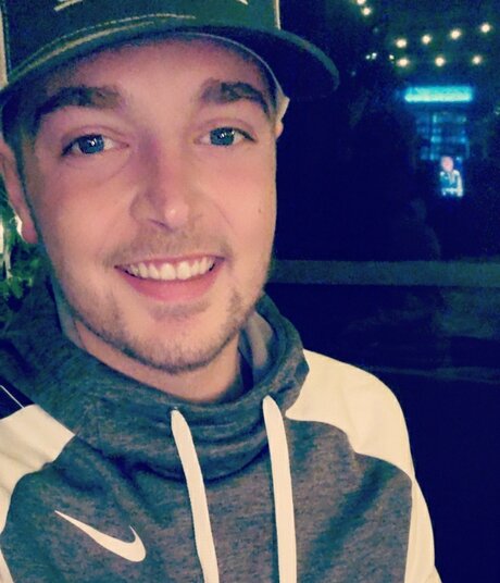 Dylan Scott pornographic star photo