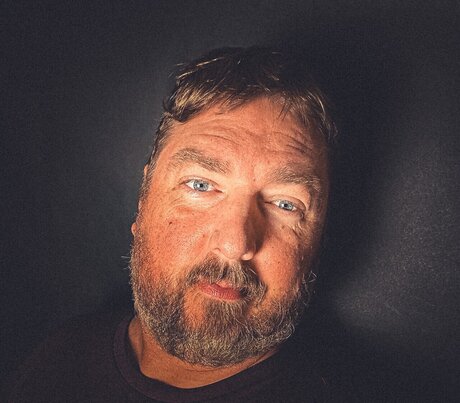 Bkg123 model exclusive image