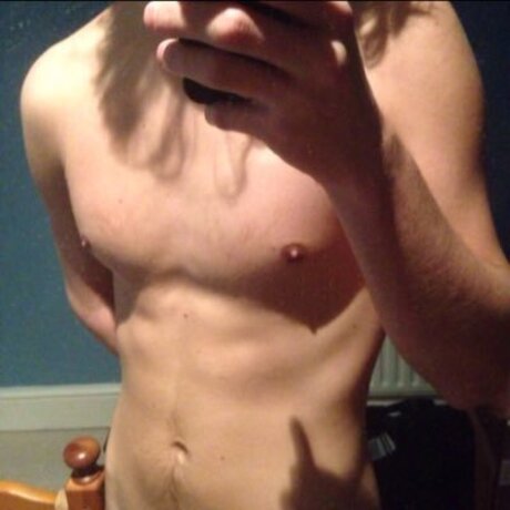 ilikenudism naked actress gallery