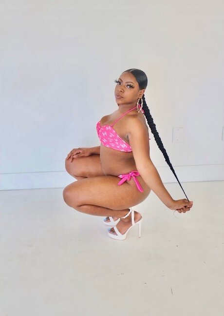 Pooh sexy pornstar gallery