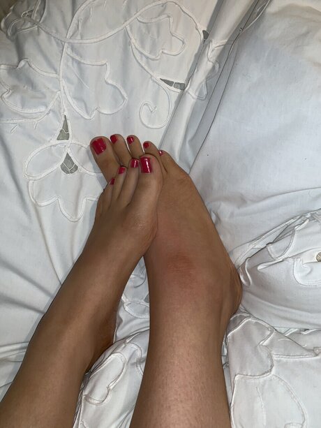 Foot fetish queen hot pornstar image