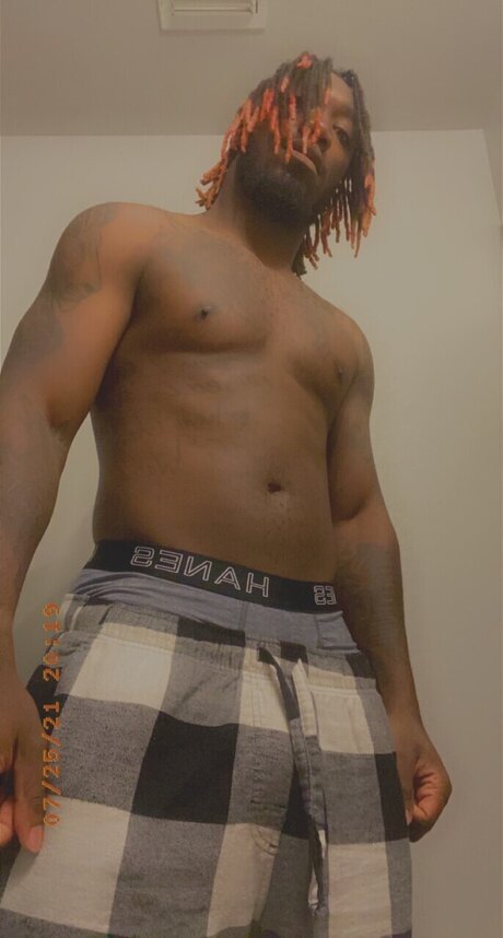 Rich_ pretty model gallery