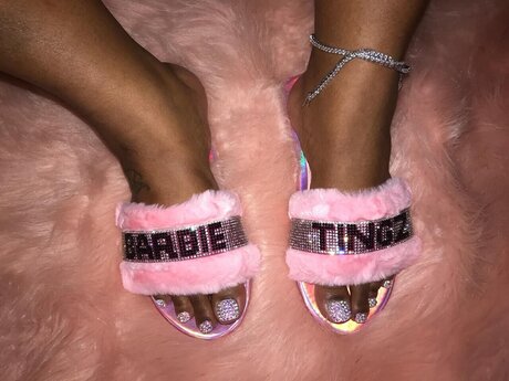 Blaque model hot images