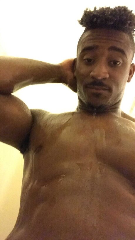 Nathaniel Small best star image