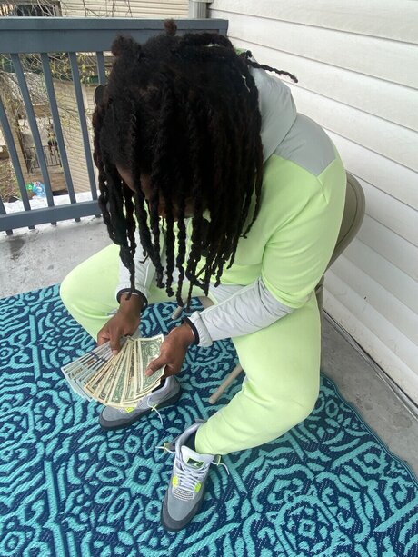 EnvyRallo star high quality pic