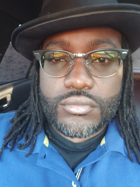 Dark one naked actress pics