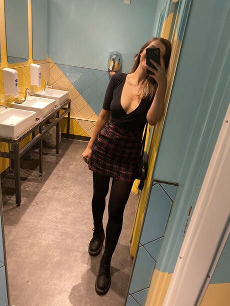 ebony smoking onlyfans sexy naked galleries