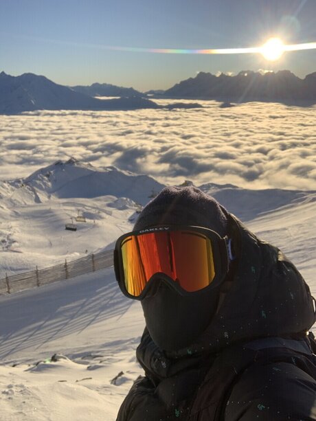 Yggdrasil sexy actress img