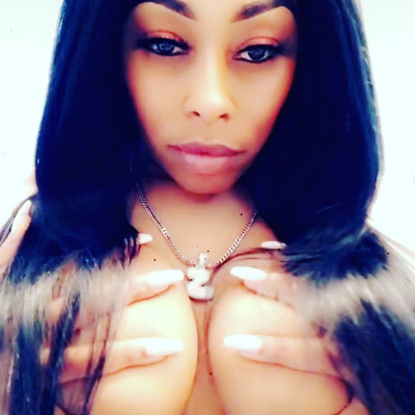 ArmaniFleiss naked actress photos