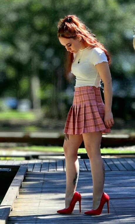 young onlyfans sexy img