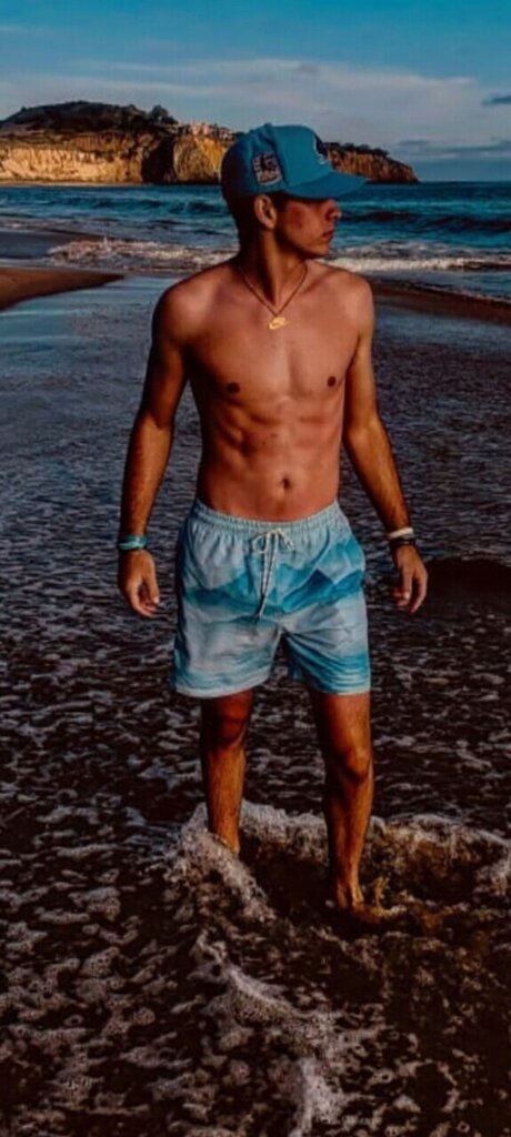 Jonas model nude photo