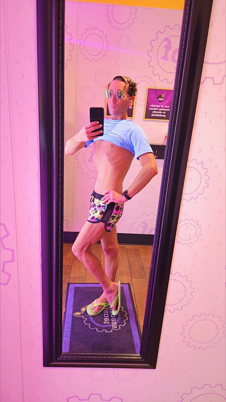 _Love Greg_ art star archive