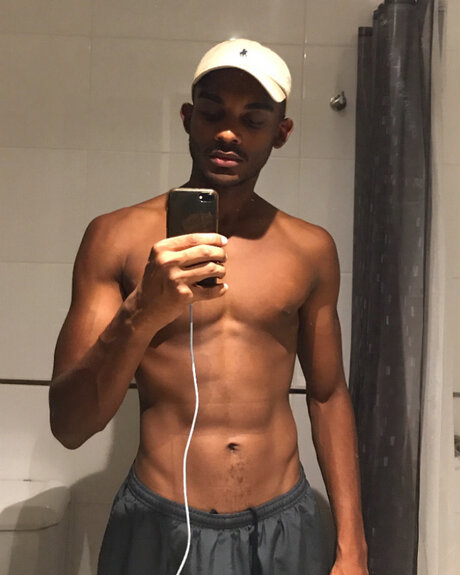 Erik model xxx galleries