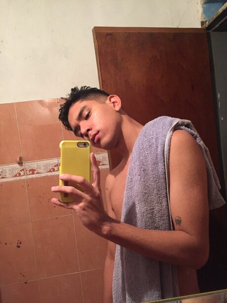 Jonk naked actress pic