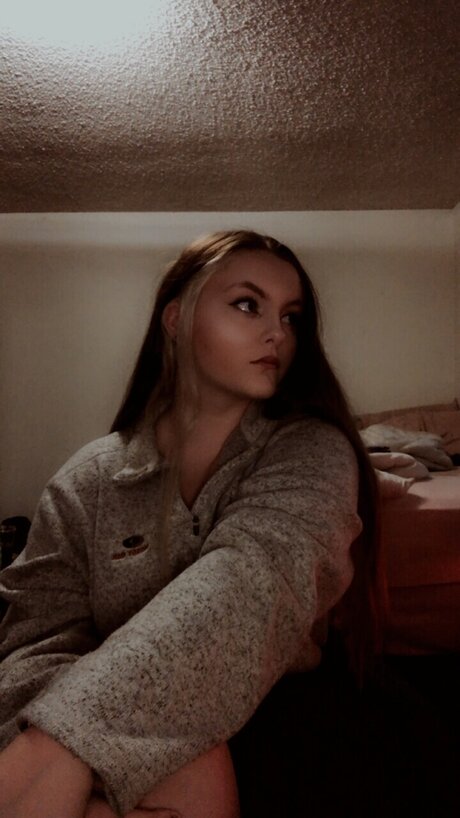 Stormy Grey model exclusive photo