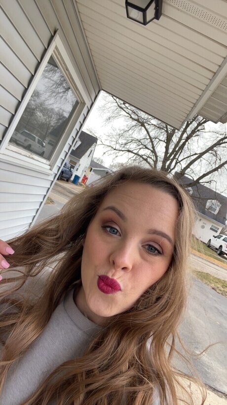 u21307707 pornographic model photos