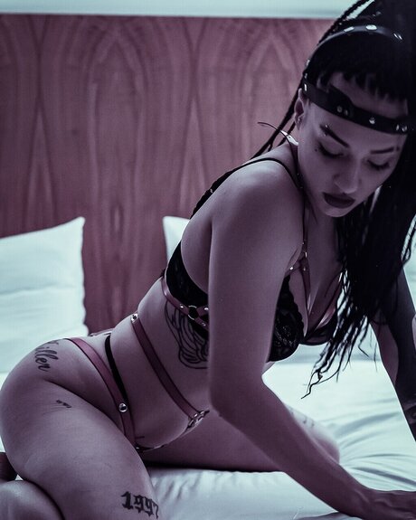 _Mardy Boom_ adult model picture