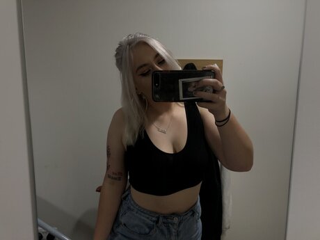 ellzbabeee pornstar pictures